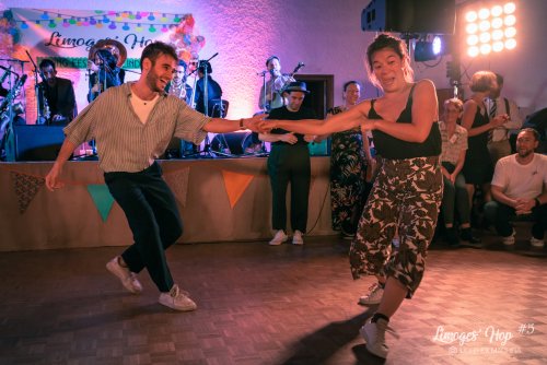 Limoges'Hop #5 - soirée d'ouverture du vendredi

Partage libre à des fins non promotionnelles ou commerciales, en créditant l'auteur (@lightexmachina).

© Alexandre - LIGHT EX MACHINA 2023, tous droits réservés.